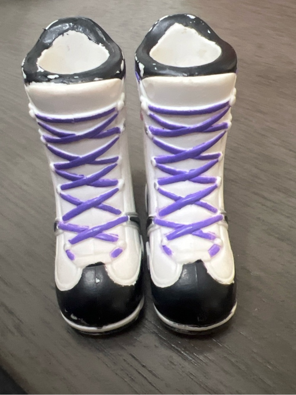 Bratz doll shoes
